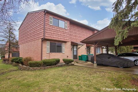 545 Apache Trl, Wheeling, IL 60090 photo 1