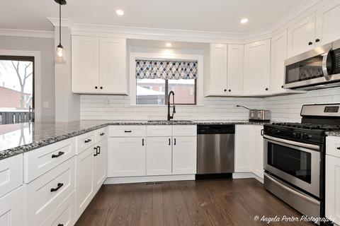 545 Apache Trl, Wheeling, IL 60090 photo 5
