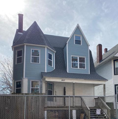 1957 E 72nd St, Chicago, IL 60649 photo 1