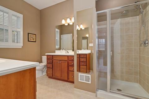 3878 Valhalla Dr, Elgin, IL 60124 photo 24