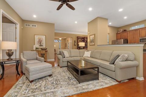 3878 Valhalla Dr, Elgin, IL 60124 photo 7