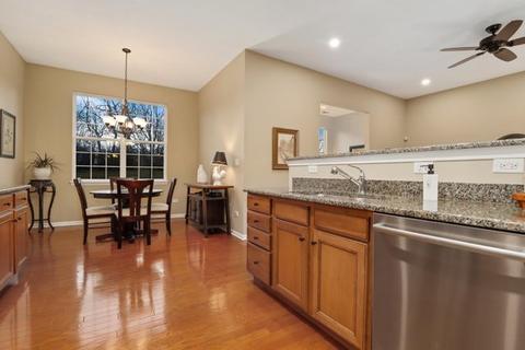 3878 Valhalla Dr, Elgin, IL 60124 photo 14