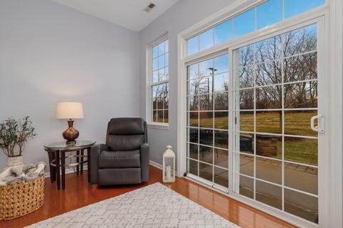 3878 Valhalla Dr, Elgin, IL 60124 photo 10