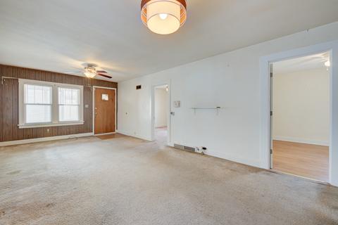 112 Evans Ave, Aurora, IL 60505 photo 6
