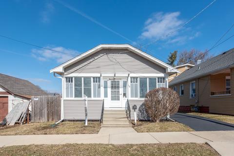 112 Evans Ave, Aurora, IL 60505 photo 1