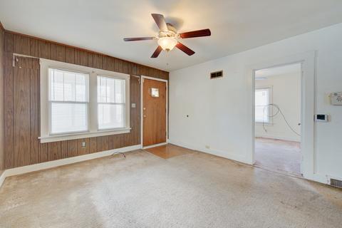 112 Evans Ave, Aurora, IL 60505 photo 5