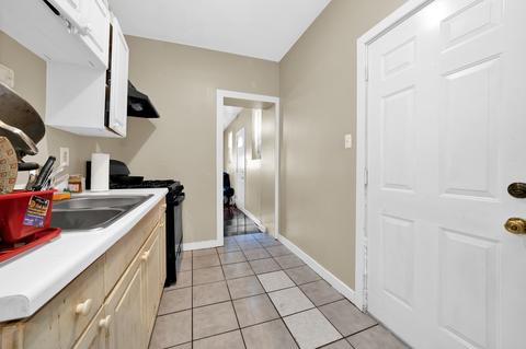 705 E 93rd St, Chicago, IL 60619 photo 5