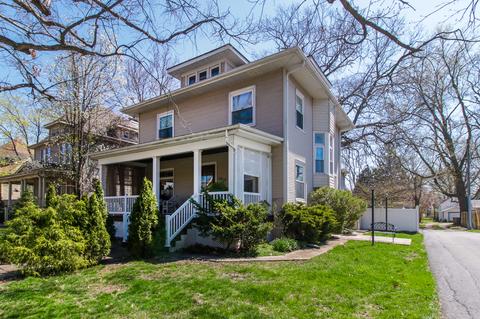 1215 E Grove St, Bloomington, IL 61701 photo 1