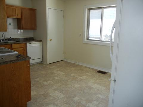 214 Kane St, Maple Park, IL 60151 photo 4
