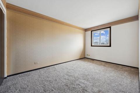 889 Heatherbrook Ct, Wheaton, IL 60189 photo 17