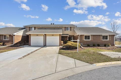 889 Heatherbrook Ct, Wheaton, IL 60189 photo 23