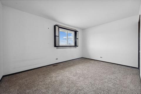889 Heatherbrook Ct, Wheaton, IL 60189 photo 16