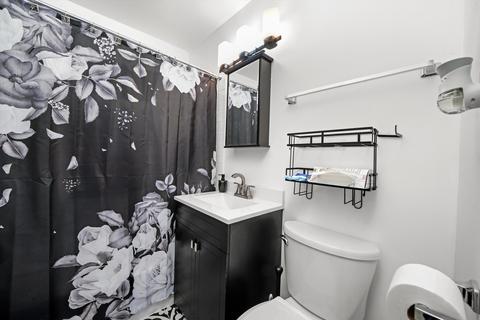 654 E 105th Pl, Chicago, IL 60628 photo 7