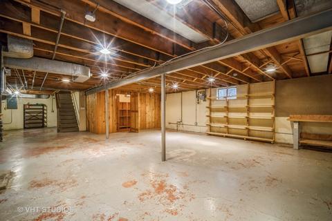 421 Cornell Ave, Des Plaines, IL 60016 photo 10