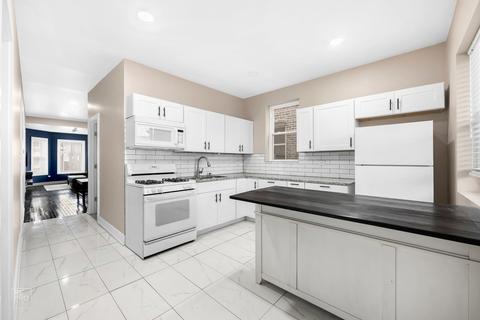 5924 S Artesian Ave, Chicago, IL 60629 photo 14
