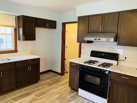 4035 W 80th Pl, Chicago, IL 60652 photo 5