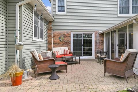 1621 Apache Dr, Naperville, IL 60563 photo 37