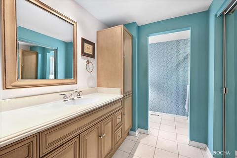 1621 Apache Dr, Naperville, IL 60563 photo 27