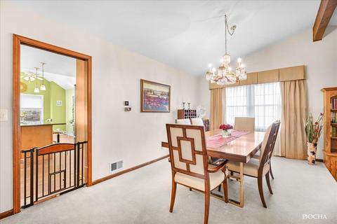 1621 Apache Dr, Naperville, IL 60563 photo 7