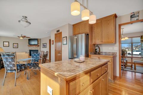 618 Edgewater Dr, Minooka, IL 60447 photo 11