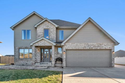 618 Edgewater Dr, Minooka, IL 60447 photo 1
