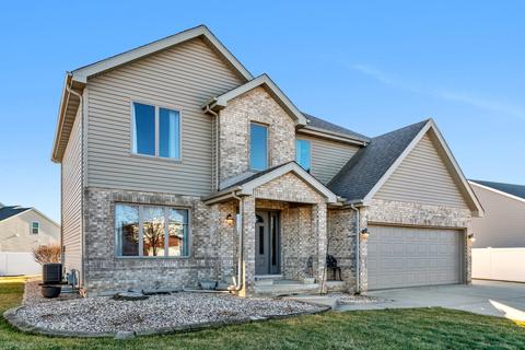 618 Edgewater Dr, Minooka, IL 60447 photo 2