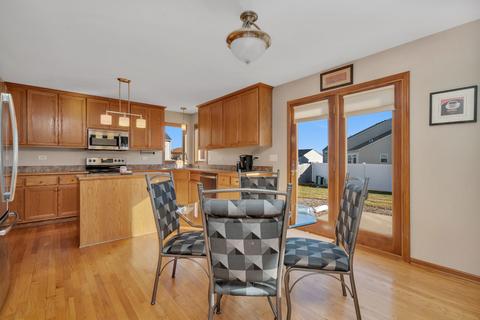 618 Edgewater Dr, Minooka, IL 60447 photo 12