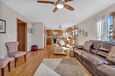 618 Edgewater Dr, Minooka, IL 60447 photo 7