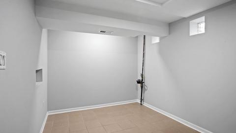 2117 W 68th Pl, Chicago, IL 60636 photo 17