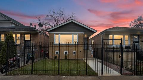 2117 W 68th Pl, Chicago, IL 60636 photo 2