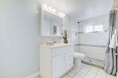 3755 Gregory Dr, Northbrook, IL 60062 photo 23