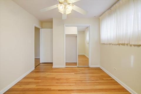 3755 Gregory Dr, Northbrook, IL 60062 photo 17
