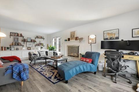 740 E Porter Ave, Naperville, IL 60540 photo 4