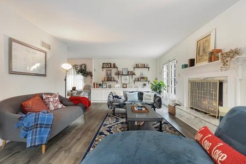 740 E Porter Ave, Naperville, IL 60540 photo 2