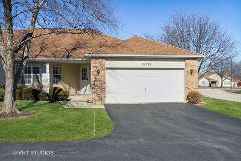 21291 Silktree Cir, Plainfield, IL 60544 photo 1