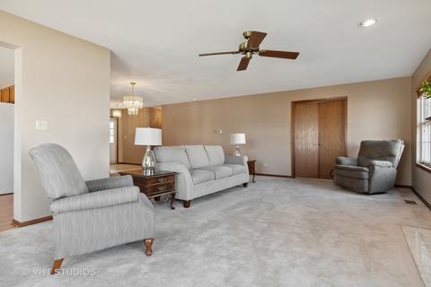 21291 Silktree Cir, Plainfield, IL 60544 photo 7