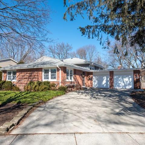 357 N Macarthur Dr, Palatine, IL 60074 photo 1