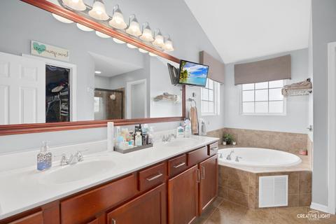 24208 Champion Dr, Plainfield, IL 60585 photo 16