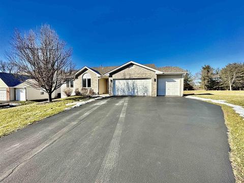 1170 Glacier Dr, Byron, IL 61010 photo 2