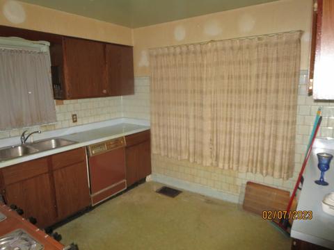 14823 Champlain Ave, Dolton, IL 60419 photo 6