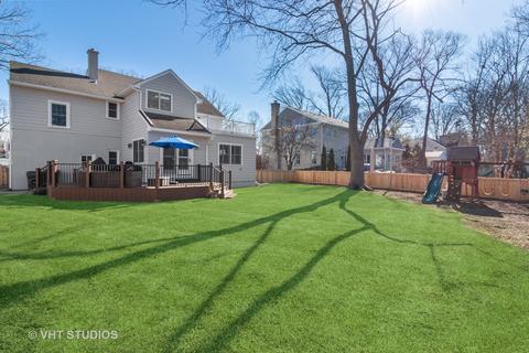 700 Juniper Rd, Glenview, IL 60025 photo 3