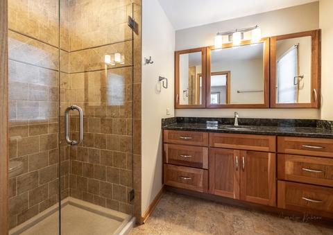 1340 Pleasant Dr, Elgin, IL 60123 photo 22