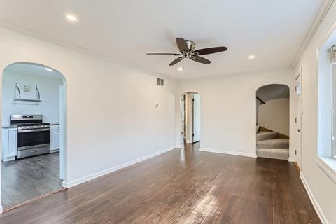6812 S 78th Ave, Bridgeview, IL 60455 photo 9