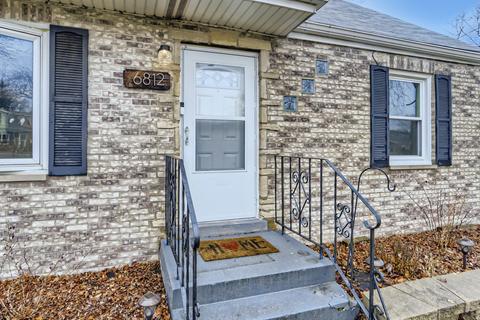 6812 S 78th Ave, Bridgeview, IL 60455 photo 3