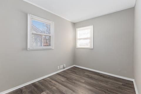 913 Walter Ave, Aurora, IL 60505 photo 11
