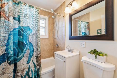 1017 W Elder Ave, Mchenry, IL 60051 photo 9