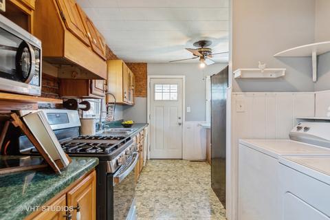 1017 W Elder Ave, Mchenry, IL 60051 photo 7