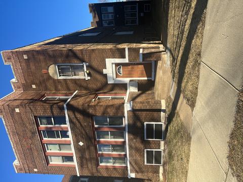 3050 E 80th St, Chicago, IL 60617 photo 1