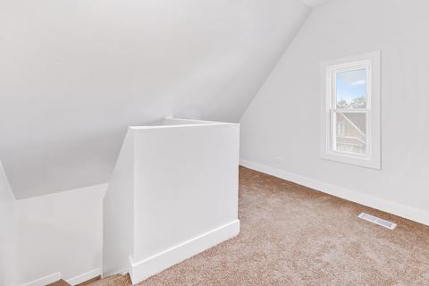 3053 E 79th St, Chicago, IL 60649 photo 8