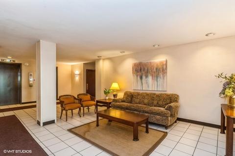 1500 Harbour Dr #3G, Wheeling, IL 60090 photo 12